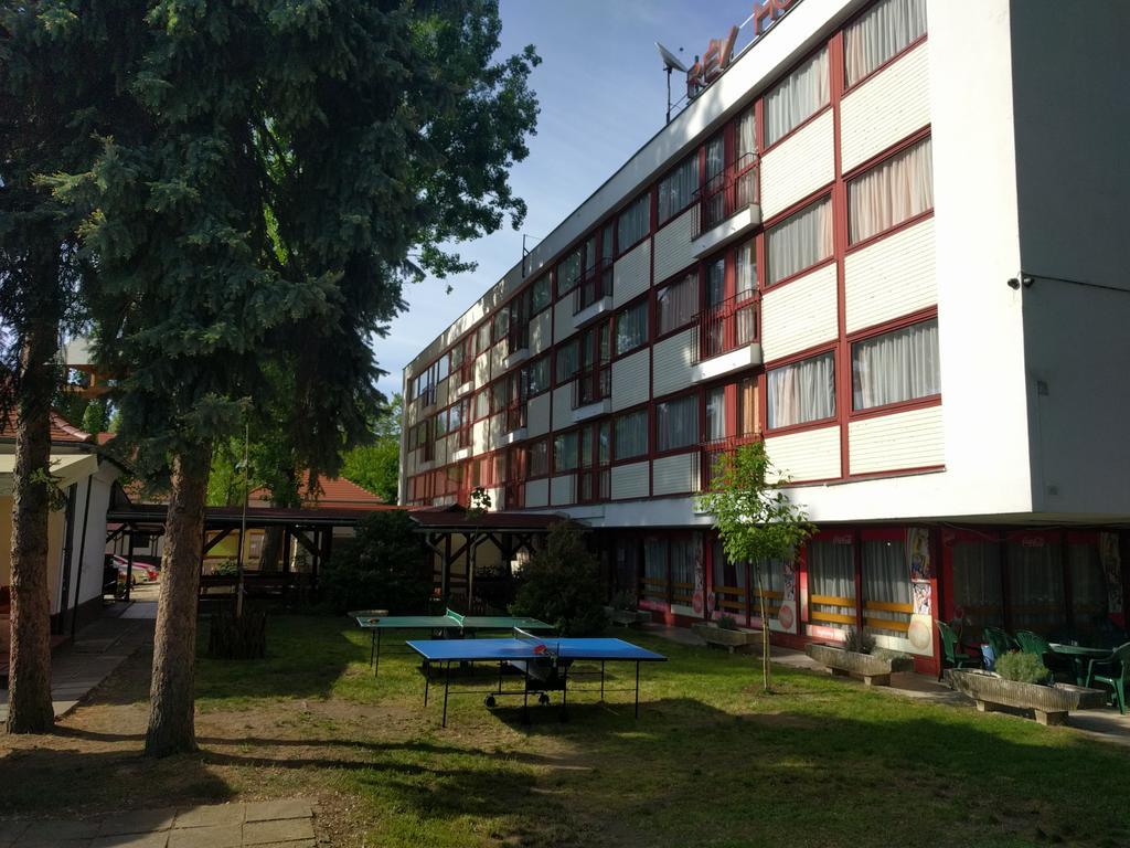 HOTEL R V SZ LL BALATON SZ NT D Magyarorsz g HUF 10905 rt l